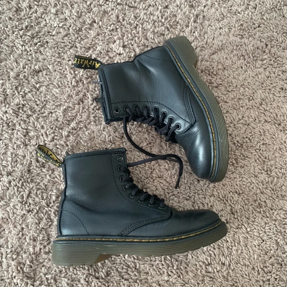 Dr Martens Pascal Moo Boots Black Leather Lace-Up Boots - Picture 9 of 16